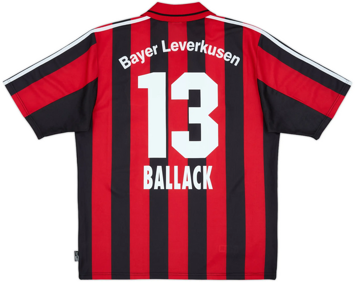 2001-02 Bayer 04 Leverkusen Domicile