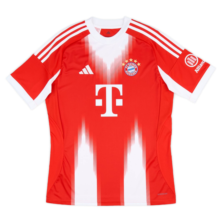 2025-26 FC Bayern München Heim
