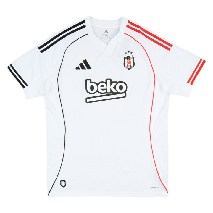 2025-26 Beşiktaş JK 1a Equipación