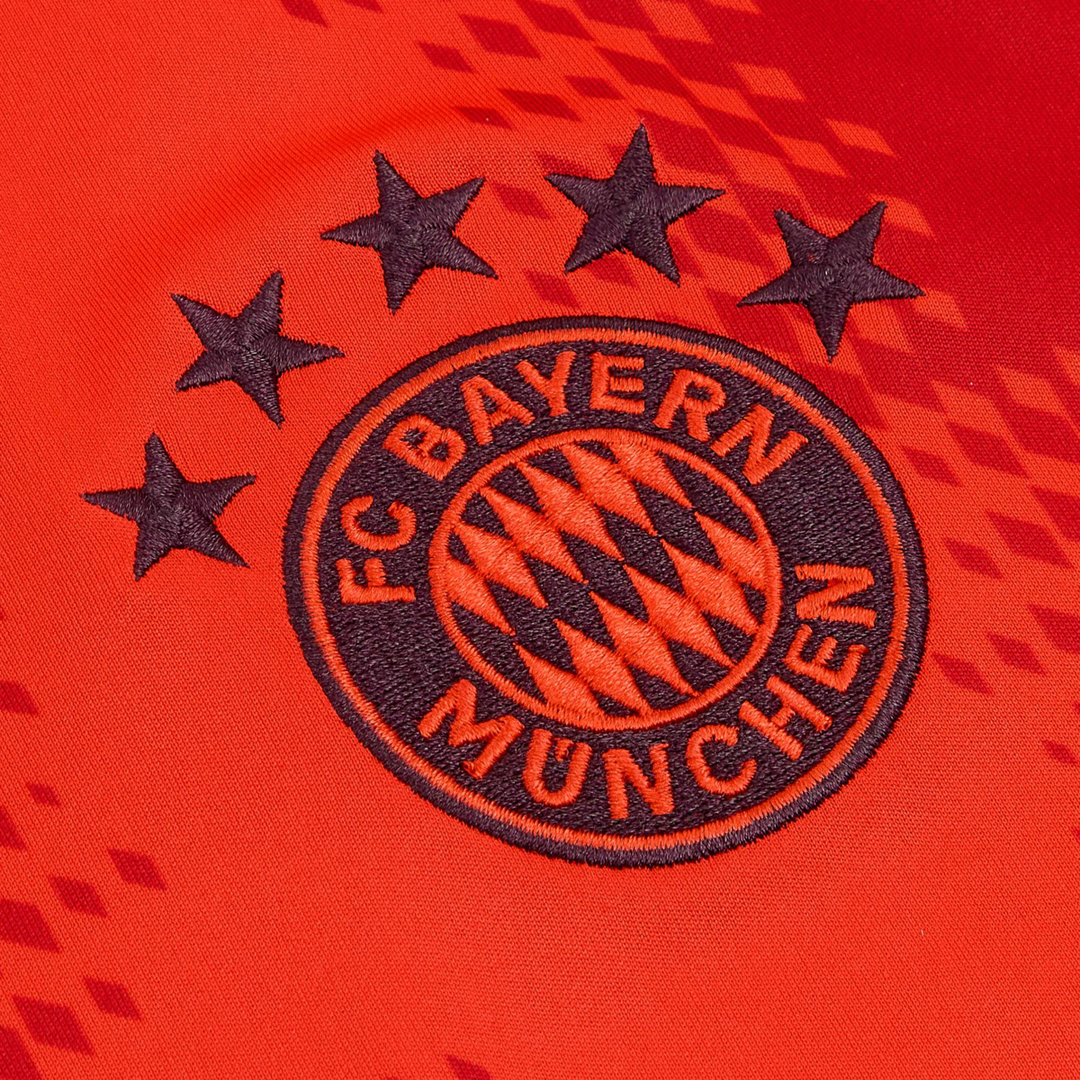 2024-25 FC Bayern München Casa