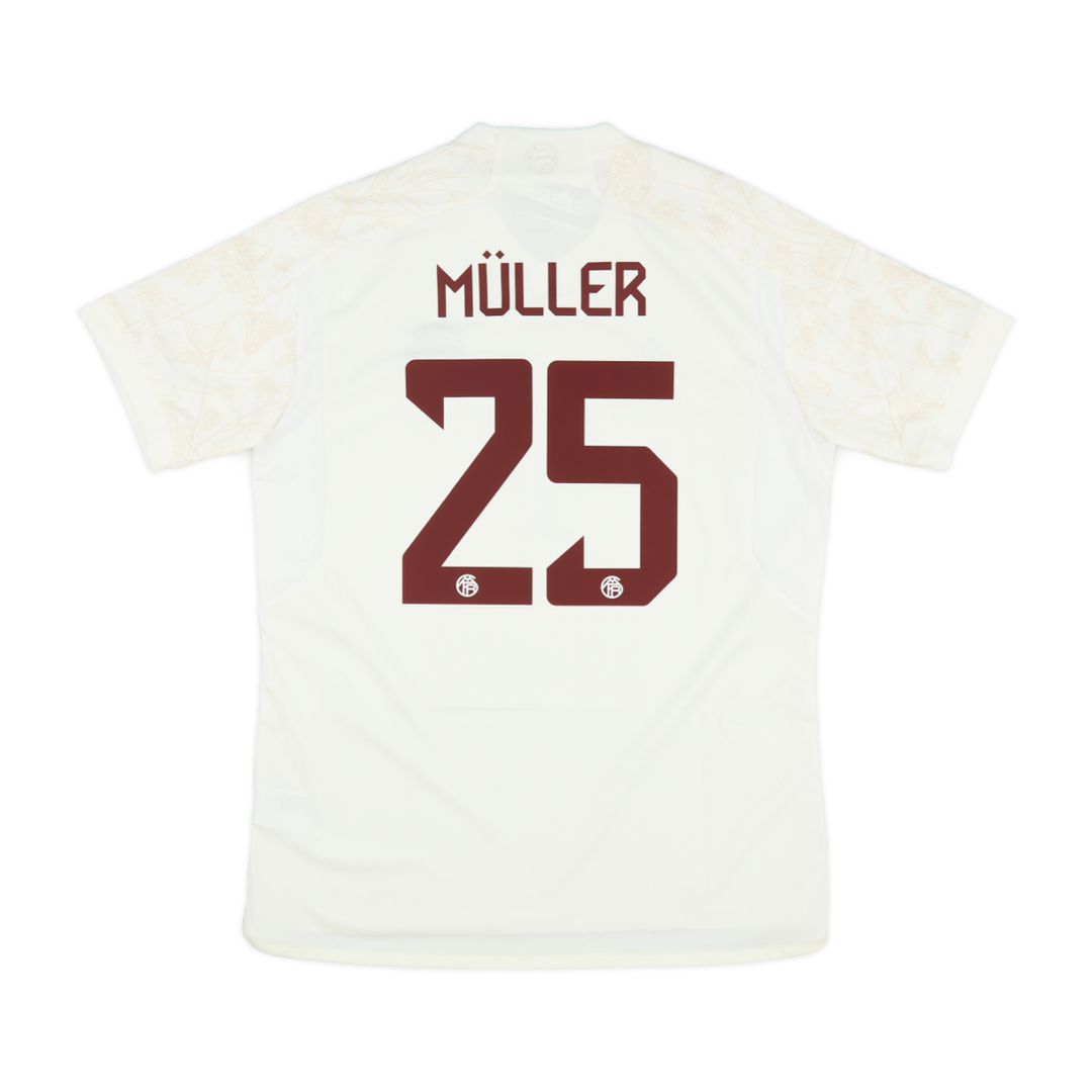 2023-24 FC Bayern München Derde